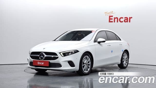 Mercedes-Benz A-класс W177 A220 седан, 2020 1