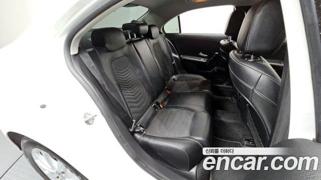 Mercedes-Benz A-класс W177 A220 седан, 2020 12