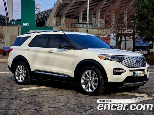 Ford Explorer 6세대 3.0 Platinum 4WD, 2022 2