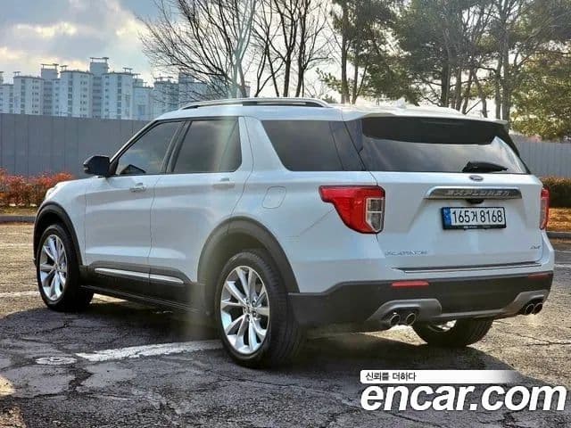 Ford Explorer 6세대 3.0 Platinum 4WD, 2022 3