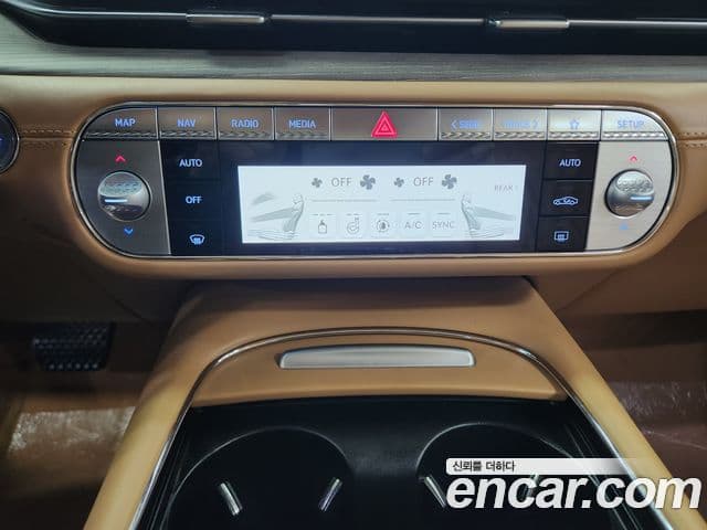 Genesis G90 (RS4) бензин 3.5 турбо AWD, 2022 9