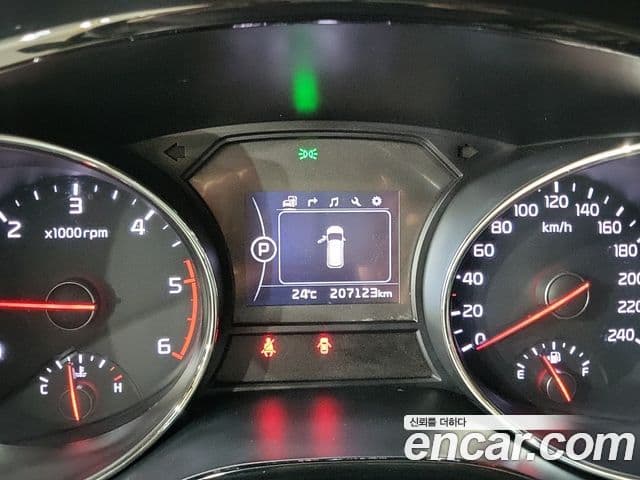 Kia All New Carnival Prestige, 2016 6