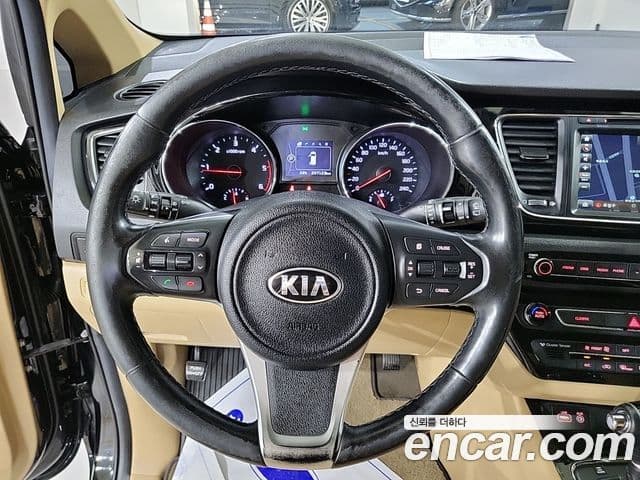 Kia All New Carnival Prestige, 2016 8