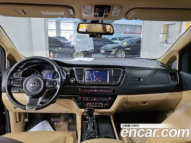 Kia All New Carnival Prestige, 2016 9