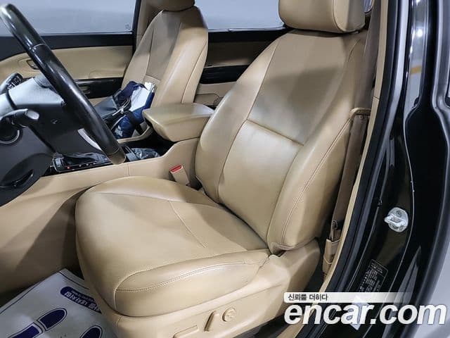Kia All New Carnival Prestige, 2016 10