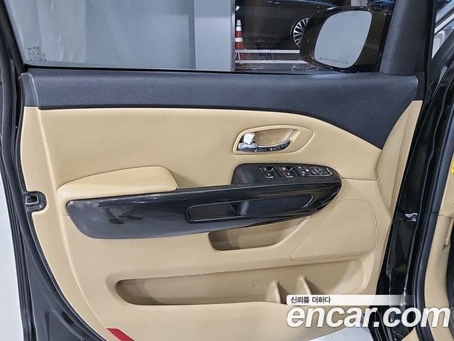 Kia All New Carnival Prestige, 2016 18
