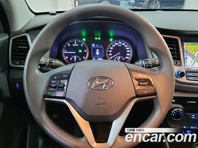 Hyundai All New Tucson Style, 2016 9