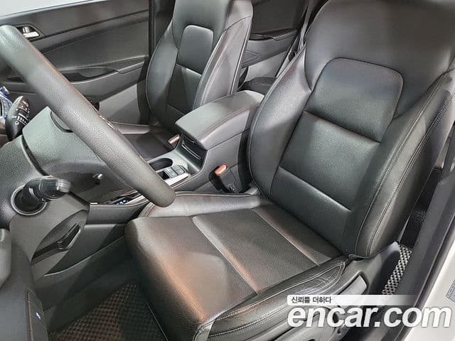 Hyundai All New Tucson Style, 2016 11