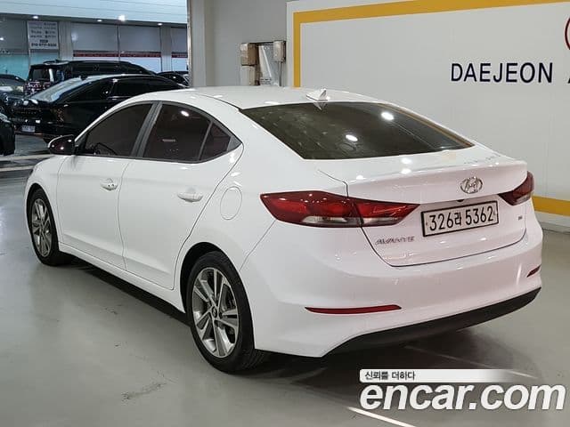 Hyundai Avante AD 1.6 GDI Value Plus, 2018 4