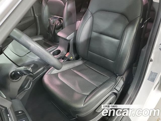 Hyundai Avante AD 1.6 GDI Value Plus, 2018 10