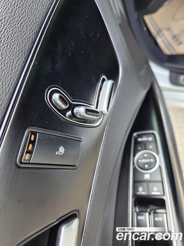 Kia K9 Prestige, 2013 11