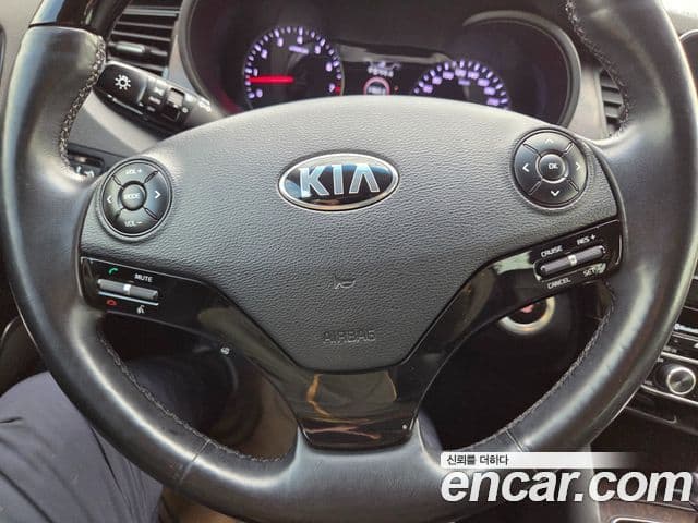 Kia K9 Prestige, 2013 13