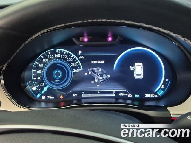 Genesis GV70, 2022 6