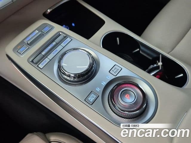 Genesis GV70, 2022 8