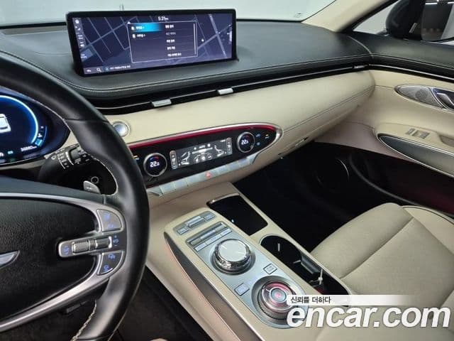 Genesis GV70, 2022 10