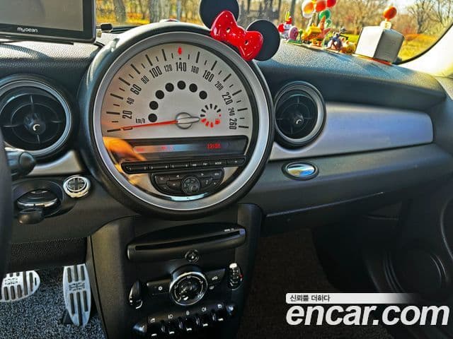 Mini Cooper SE, 2011 12