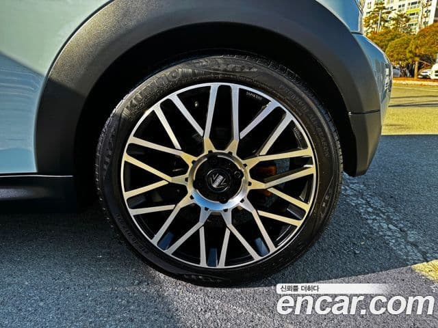 Mini Cooper SE, 2011 20