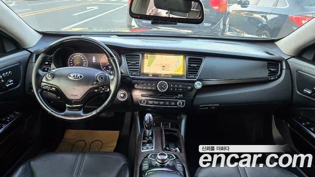 Kia K9 President, 2013 10