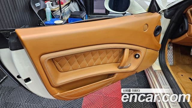 Ferrari 캘리포니아 4.3 V8, 2011 12