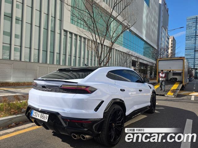 Lamborghini Urus 4.0 V8 SE, 2026 все фото