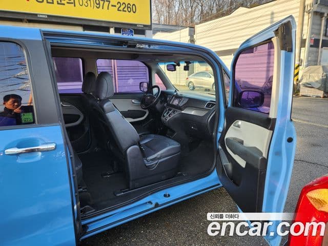 Kia Ray Luxury, 2016 17