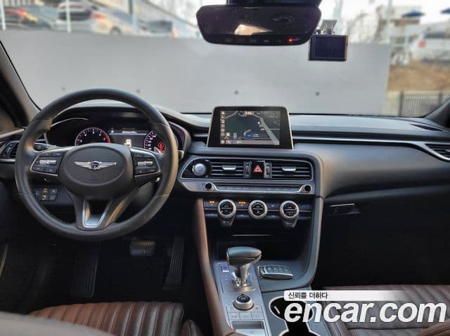 Genesis G70 Elite, 2019 8