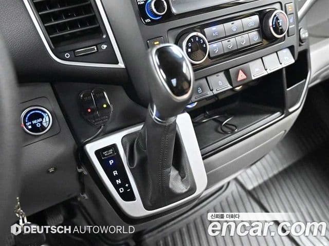 Hyundai 쏠라티 лимузин, 2017 9