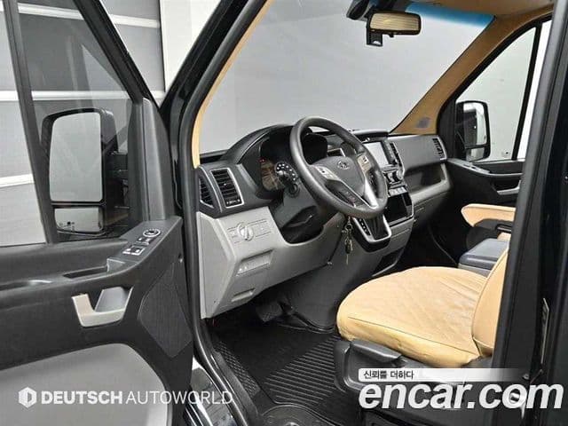 Hyundai 쏠라티 лимузин, 2017 11