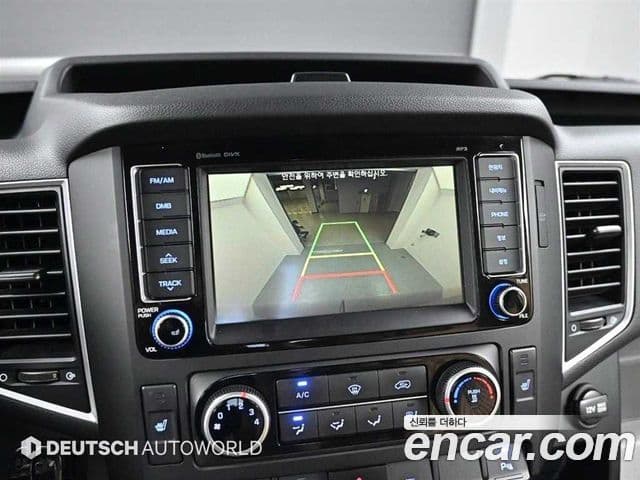 Hyundai 쏠라티 лимузин, 2017 15