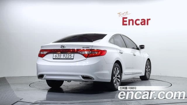 Hyundai Grandeur HG Luxury, 2011 2