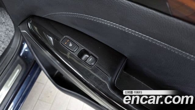 Kia All New K7 3.0 LPI Noblesse(для людей с инвалидностью), 2017 18