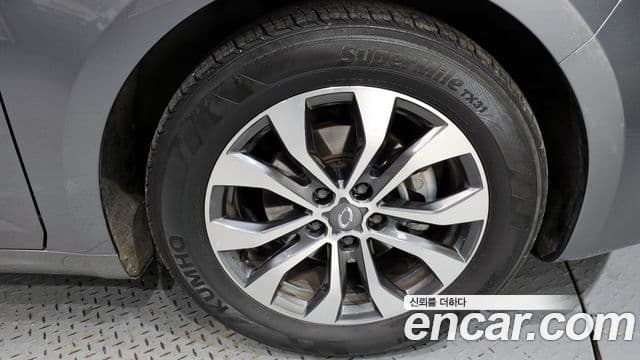 Renault Korea(Samsung) The / новый New SM6 2.0 LPe LE, 2023 16