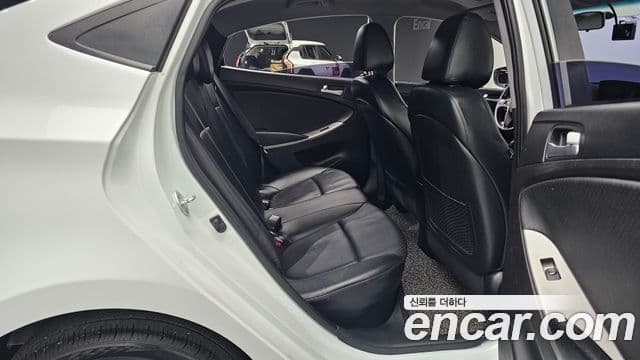 Hyundai Accent(новый кузов / новое поколение) Modern, 2016 12