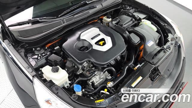 Hyundai Sonata гибрид Modern, 2013 6