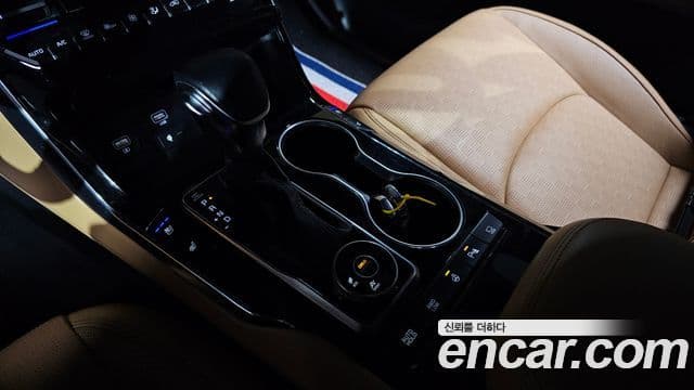 Kia Mohave The / новый Master Platinum, 2021 9