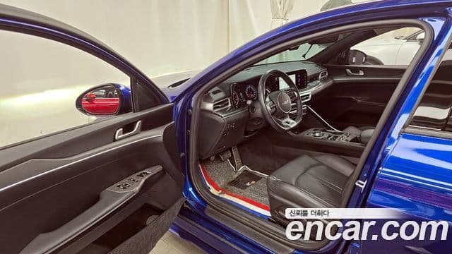 Kia K5 3세대 Prestige, 2023 10