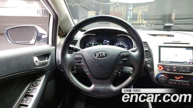 Kia K3 Luxury, 2015 14