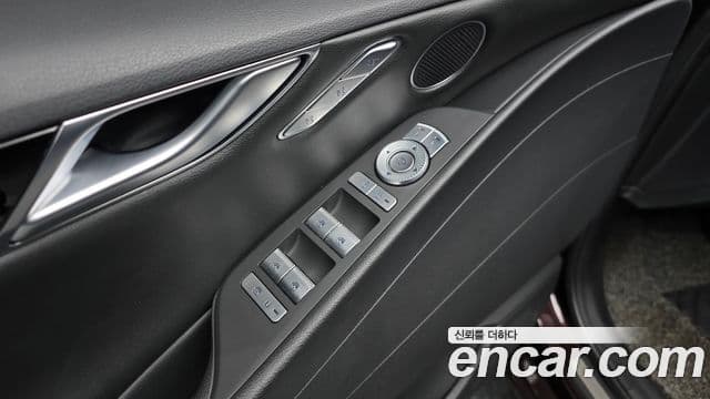 Genesis G80 (RG3) бензин 2.5 турбо AWD, 2021 17