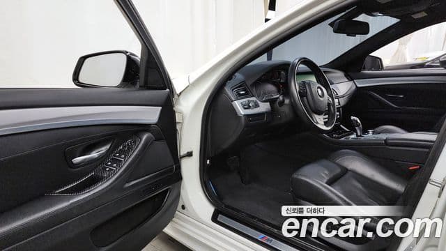 BMW 5시리즈 (F10) 520d M Sport, 2013 10