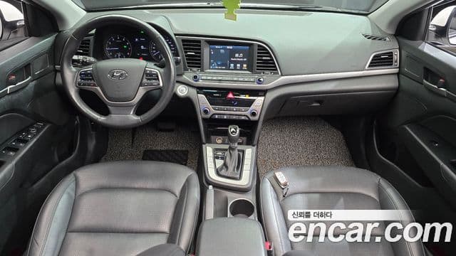 Hyundai Avante AD Modern, 2016 7