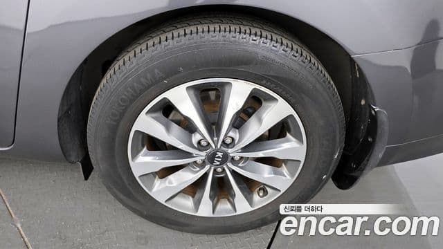 Kia All New Carnival Luxury, 2015 все фото