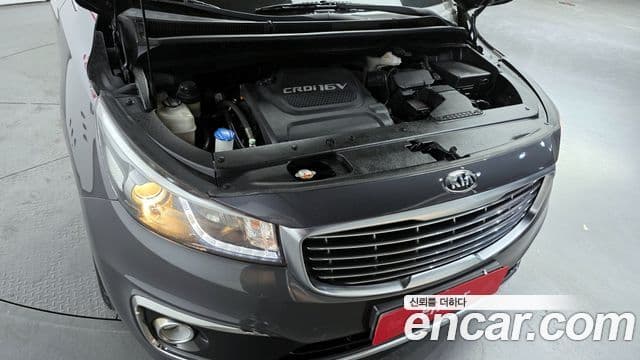 Kia All New Carnival Luxury, 2015 6