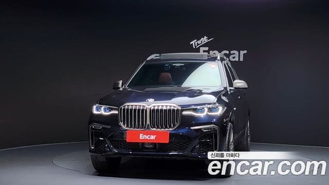 BMW X7 (G07) M50i 6인승, 2022 3