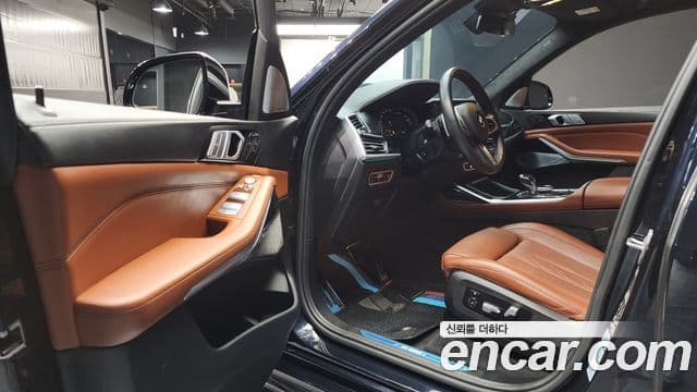BMW X7 (G07) M50i 6인승, 2022 10