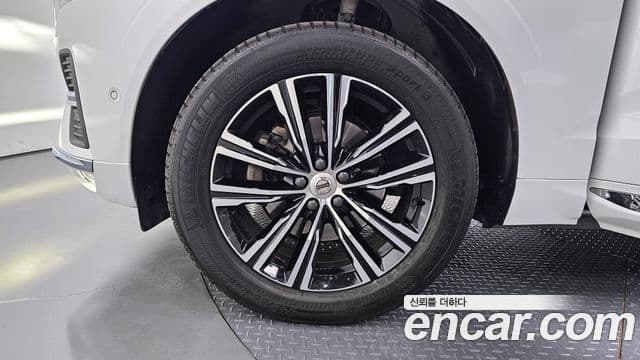 Volvo XC60 2세대 B5 Inscription, 2022 все фото