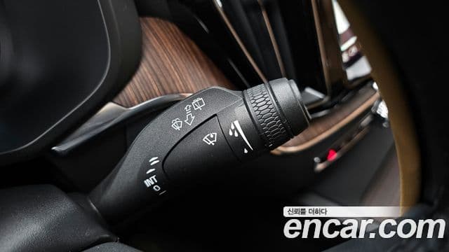 Volvo XC60 2세대 B5 Inscription, 2022 17