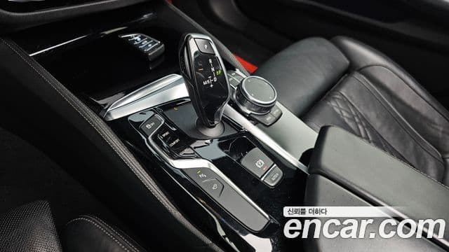 BMW 5시리즈 (G30) 520d M Sport Plus, 2018 9