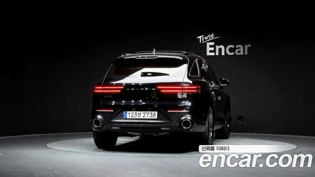 Genesis GV70, 2024 4