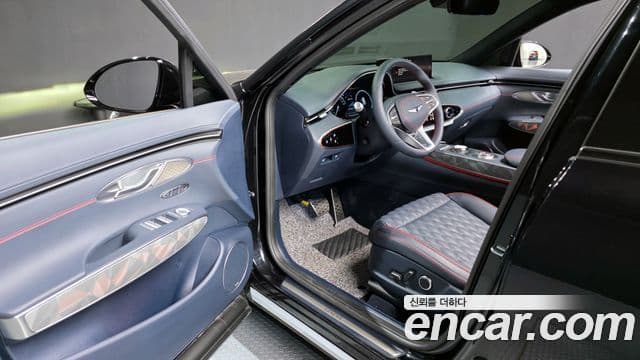 Genesis GV70, 2024 10