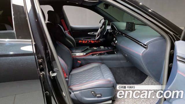 Genesis GV70, 2024 11